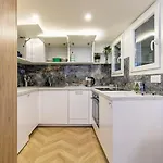 Le De L'ile Париж